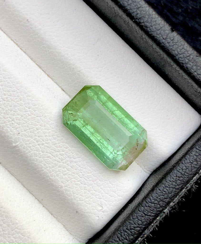 Afghan Origin Green Tourmaline - 6.45 Carats - 14X8X6 mm (1 of 4)