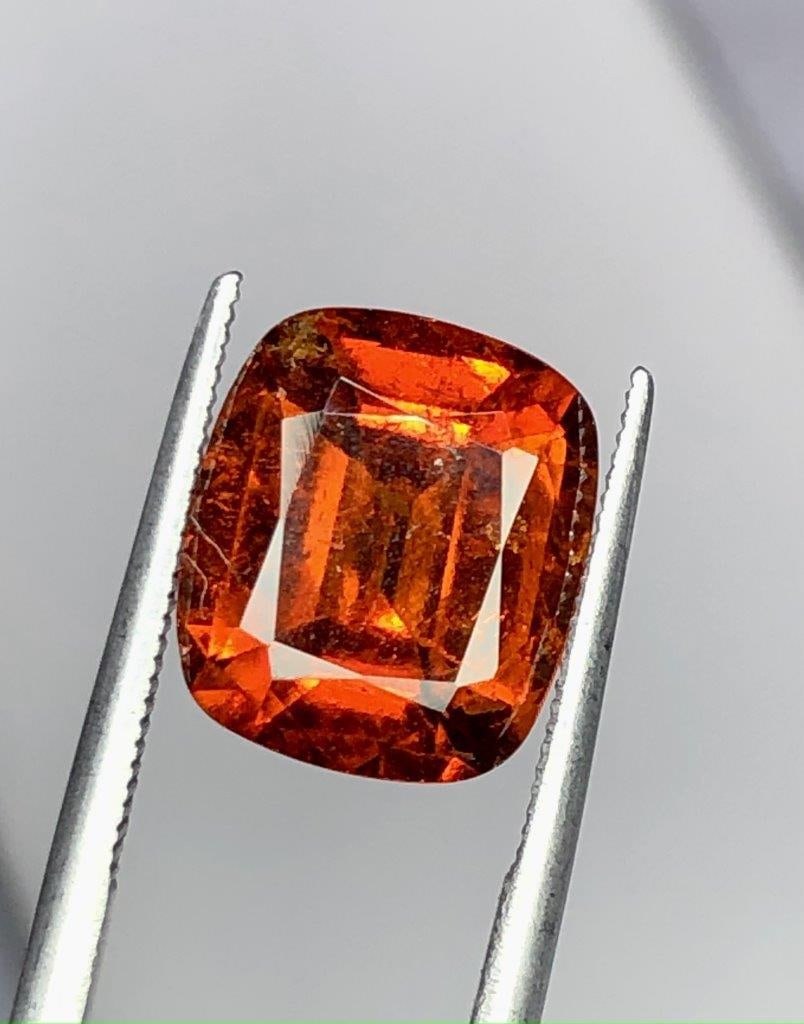 6.70 Carats Natural Hessonite Garnet Gemstone - 11X10X7: 6.70 Carats Natural Hessonite Garnet Gemstone - 11X10X7 Choose design of your own and we will make it for youWe accept custom order in Sterling Silver, Gold and Platinum in WholeSale PriceColored Gems