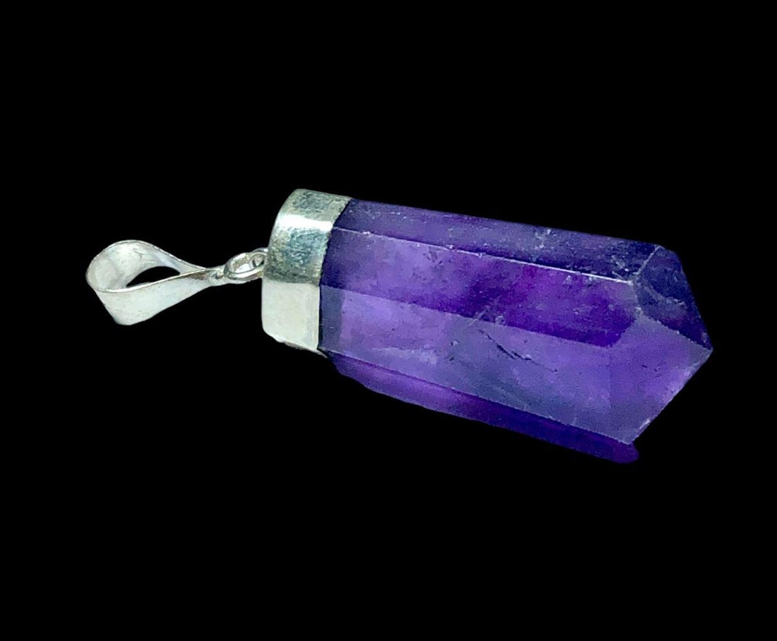 Purple February Birthstone Pendant: Purple February Birthstone Pendant Shipping: $23.00. Shipping rates are determined by Parcel weight and destination.