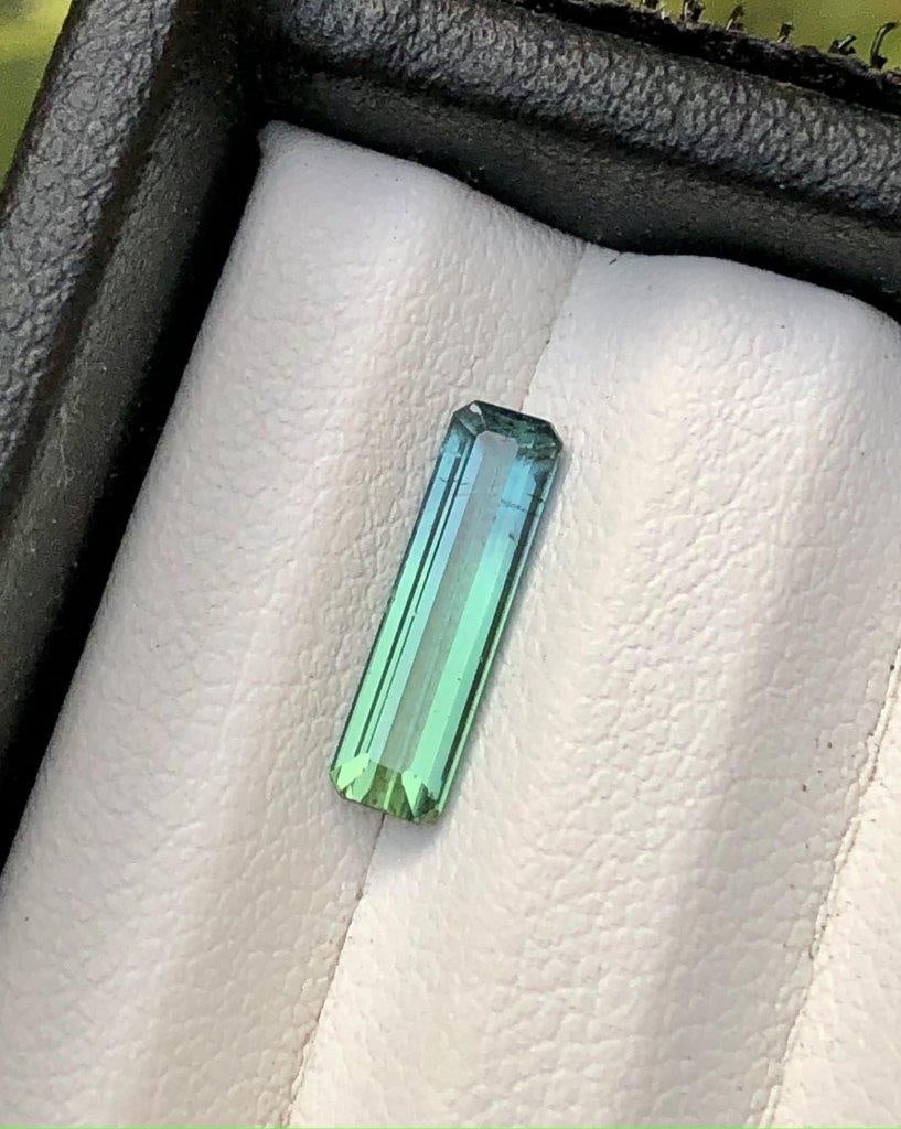 1.70 Carats Tri Colour Tourmaline Gemstone - 15X4X4 mm: 1.70 Carats Tri Colour Tourmaline Gemstone - 15X4X4 mmShipping Rate: $15.00 .shipping rates are determined by Parcel weight and destination.Combined shipping: We offer combine shipping on multiple ite