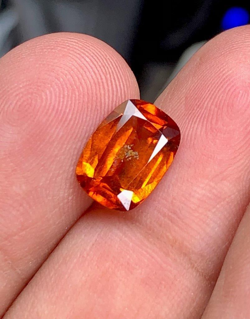 6.55 Carats Natural Hessonite Garnet Gemstone - 12X10X7 mm (1 of 4)
