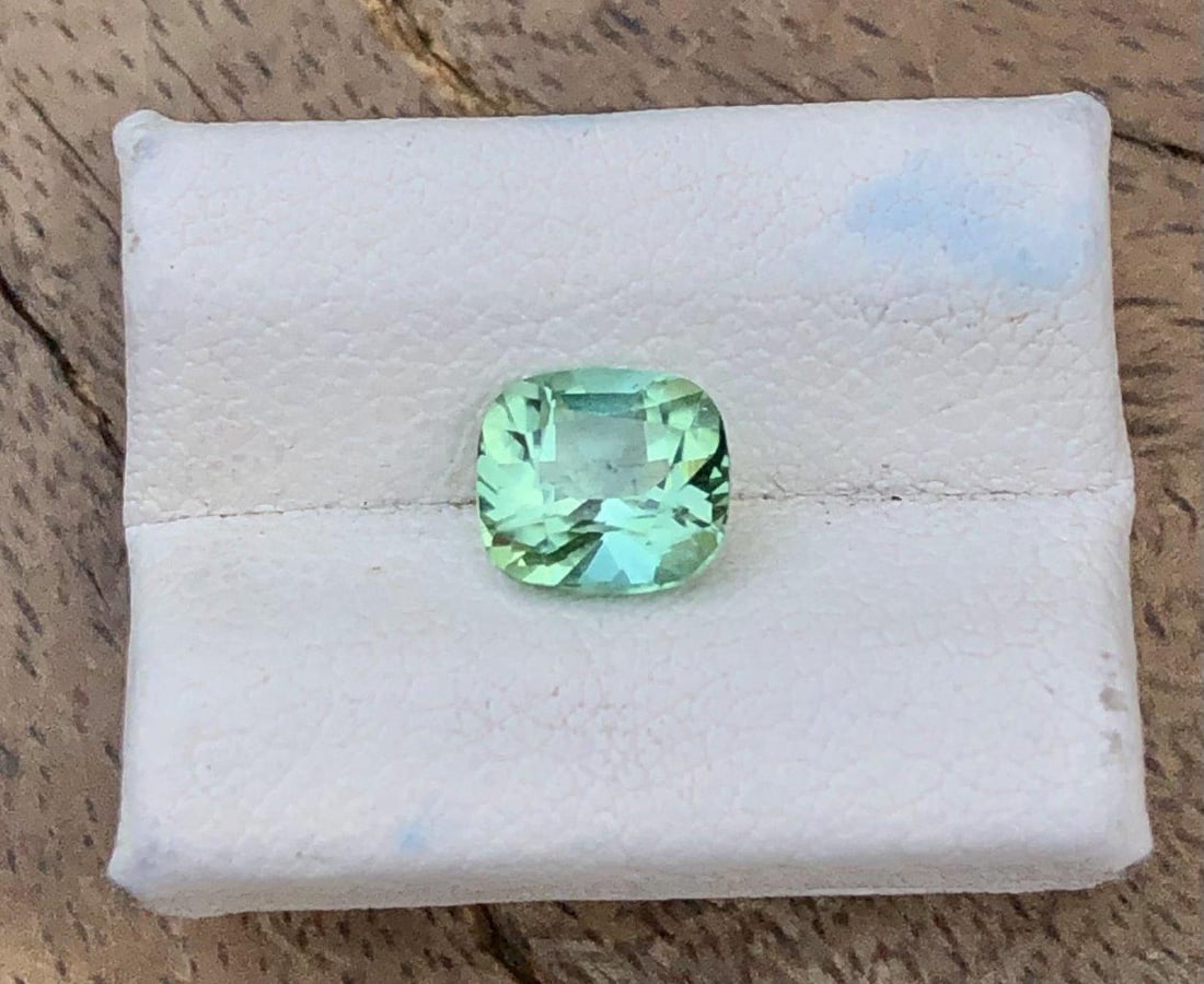 1 Crts Beautiful Tourmaline Gemstone - 6X6X4 mm (1 of 2)