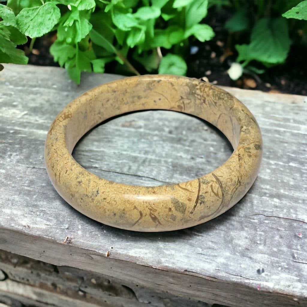 Lovely Jasper Bangle: Lovely Jasper Bangle Shipping: Domestic: Flat-rate of 23$ to anywhere within the contiguous U.S.International: Foreign shipping rates are determined by destination. International shipping may be
