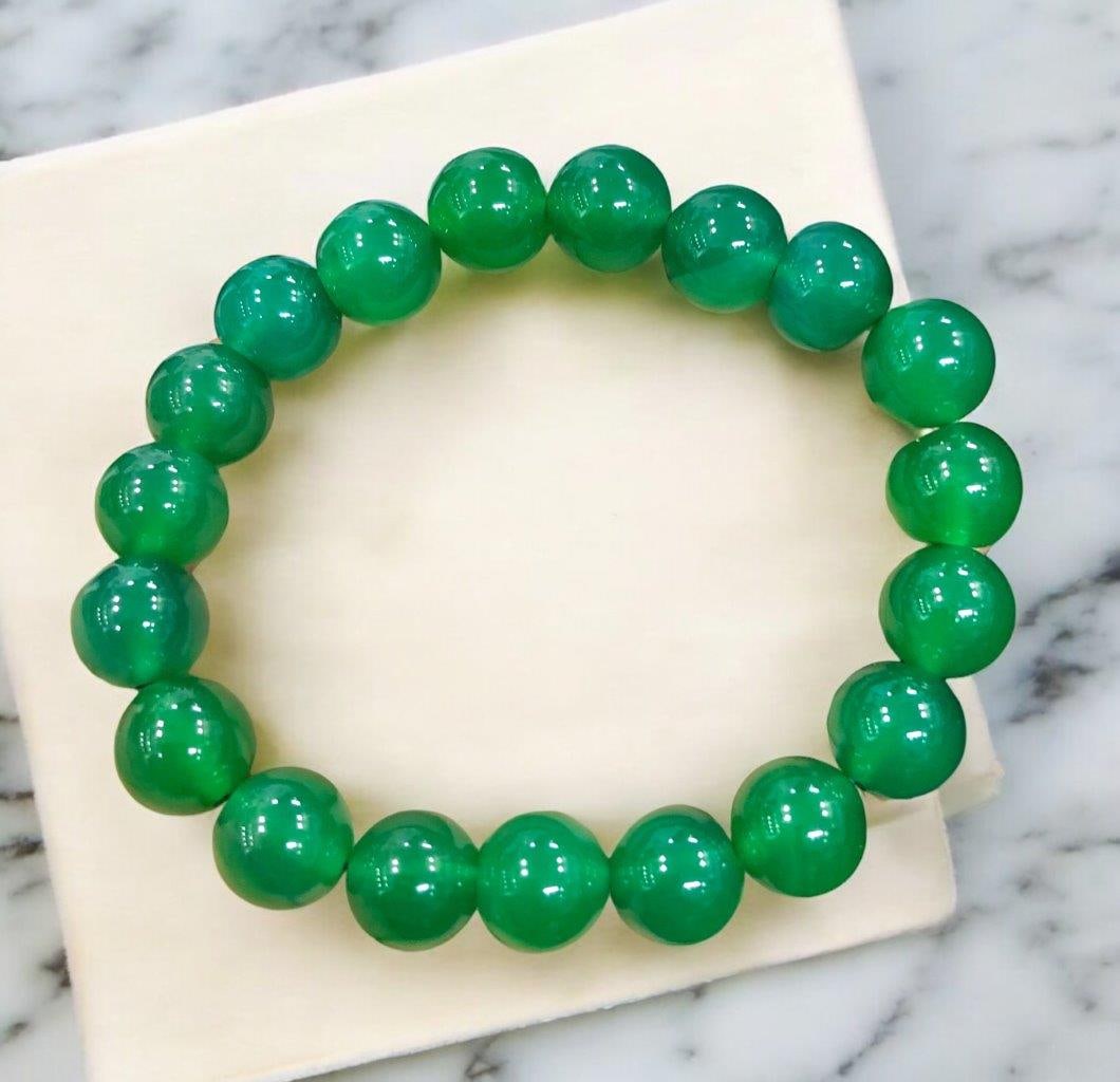 Natural Green Agate Bracelet (1 of 2)