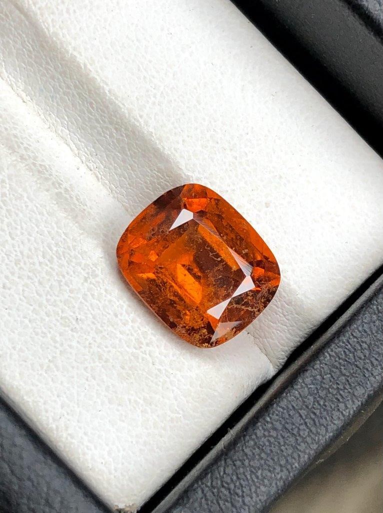 4.95 Carats Honey Color Natural Hessonite Garnet Gemstone - 11X10X6 mm (1 of 2)