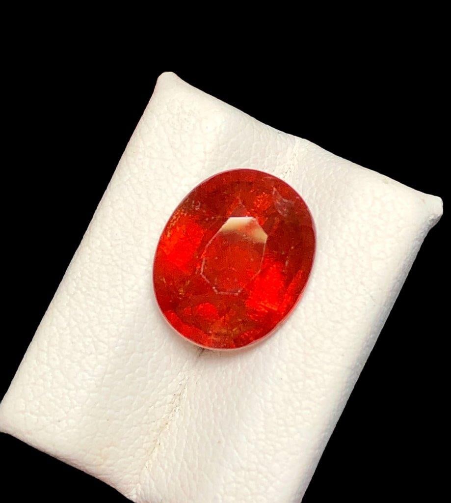 6.90 Carats Natural Orange Spessartite Garnet - 12X10X7 mm (1 of 4)