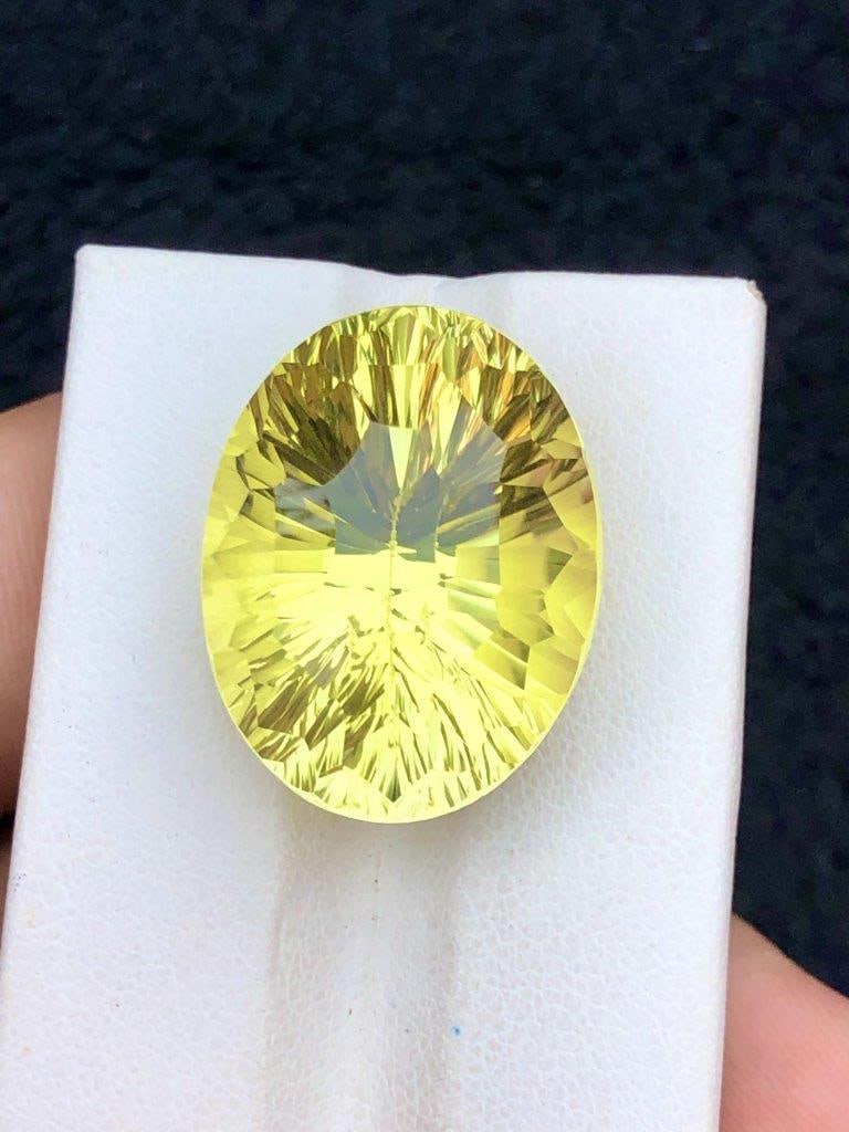 36.30 carats HIGH QUALITY NATURAL LEMON QUARTZ 23X18X16 mm (1 of 3)