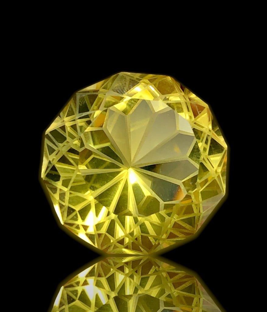 FLAWLESS FLOWER CUT CITRINE QUARTZ - 46 Carats (1 of 5)