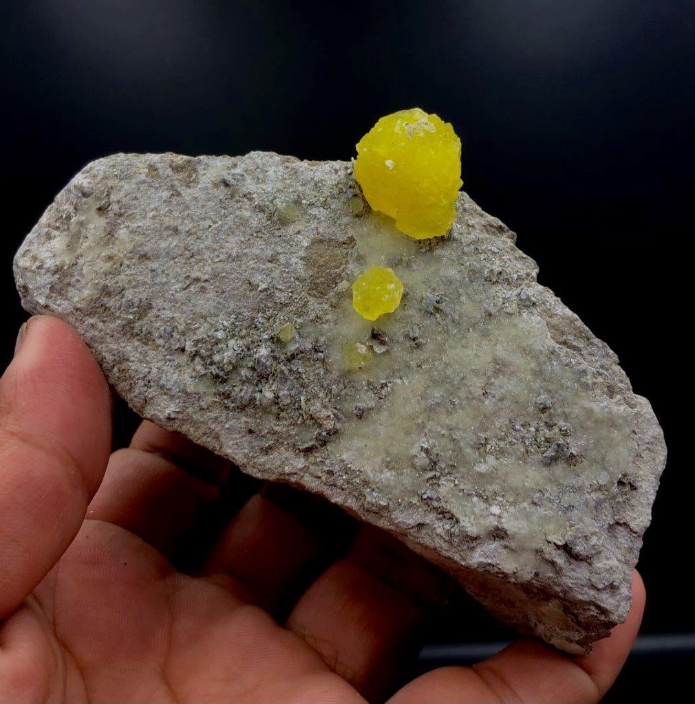 Brucite Crystals Against Solid Matrix - 232.65 G - 2