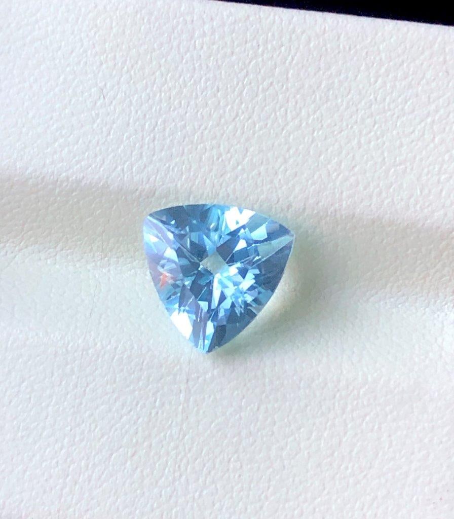 5.70 Carats Natural Trillion Cut Topaz Gemstone AAA Quality Faceted Loose Topaz for Jewelry Making (1 of 5)