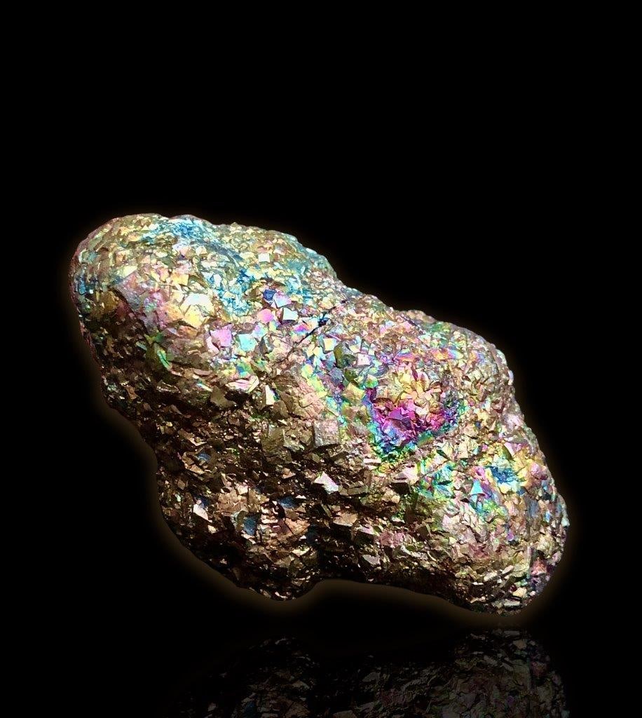 208 Grams High Quality Pyrite cluster With Rainbow Inclusion - 72X40X30 mm (1 of 4)