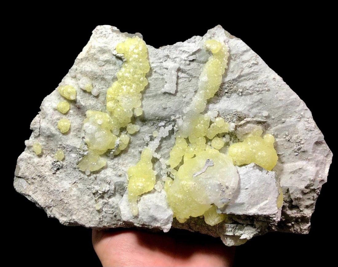 1400 Grams Quality lemon Brucite spherical crystals on matrix - 25X14X5 cm (1 of 4)