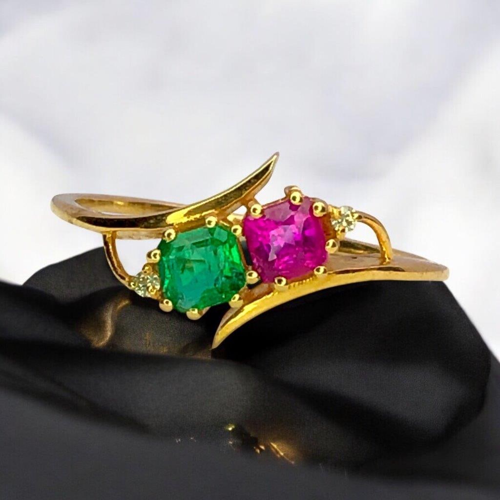 Natural Emerald & RUBY Solid 18K Gold RING With Diamonds ? Ring Size 8 US - 5