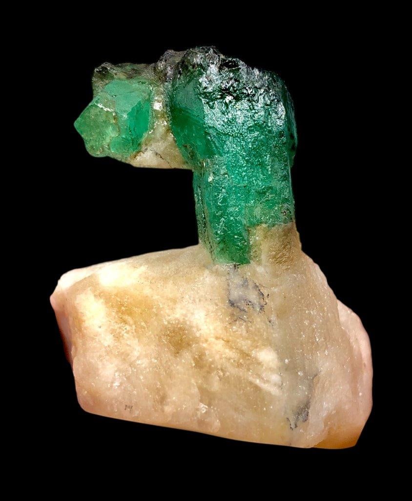 74.60 GRAMS UNUSUSAL SHAPE NATURAL EMERALD CRYSTAL ON MATRIX - 40.1X50.7X41.5 mm (1 of 4)