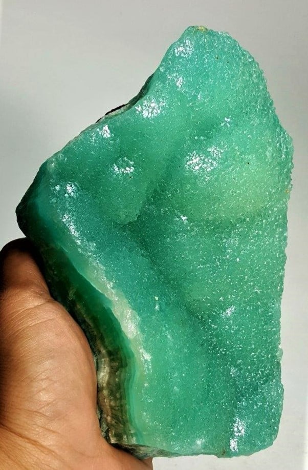 Collection Piece - Blue Hemimorphite - 1530 Grams: Collection Piece - Blue Hemimorphite Enhances Communication - 1530 Grams - 15X11X4 CMShipping Rate: $90.00 .shipping rates are determined by Parcel weight and destination.Combined shipping: We offer