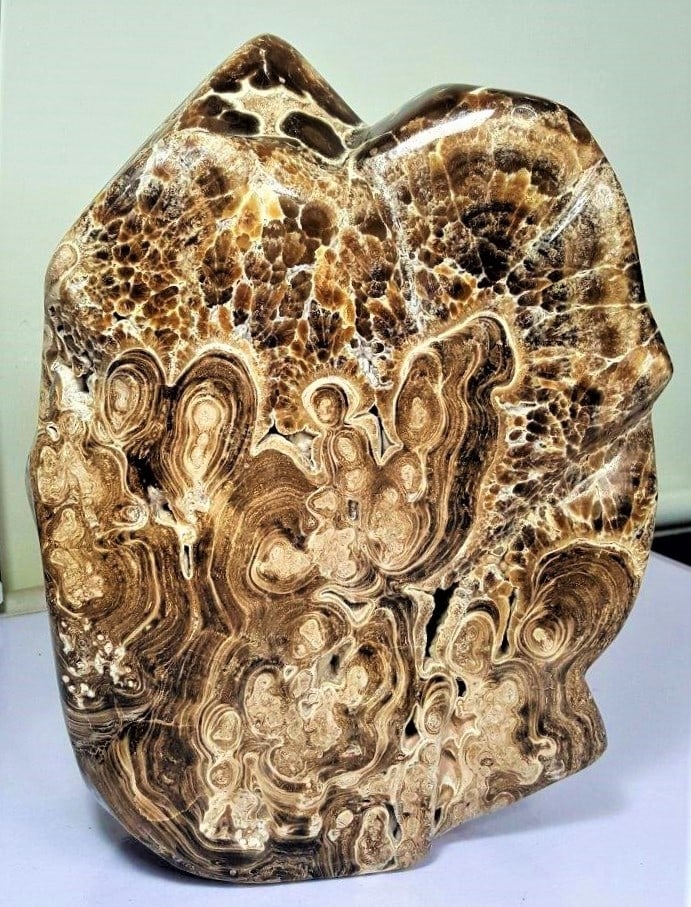 6.2 KG HUGE Chocolate Calcite Tumble: 6.2 KG HUGE Choclate Calcite TumbleShipping Rate: $150.00 .shipping rates are determined by Parcel weight and destination.Combined shipping: We offer combine shipping on multiple items purchased to