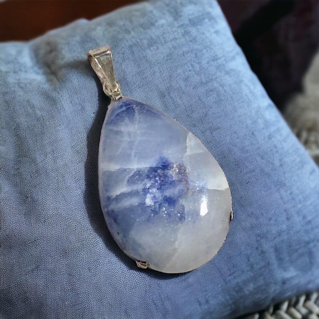 Afghanite Charm Pendant: Afghanite Charm Pendant Shipping: Domestic: Flat-rate of $23.00 to anywhere within the contiguous U.S.International: Foreign shipping rates are determined by destination. International shipping may