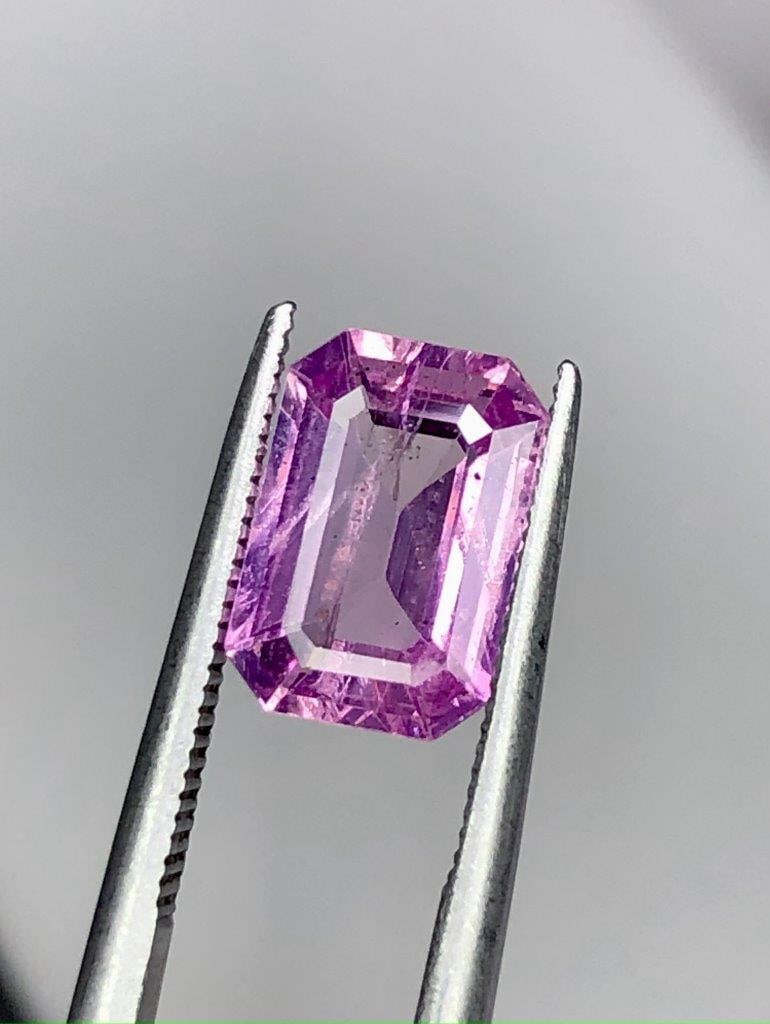 2.15 Carats Natural Pink Sapphire Gemstone - 9X7X4: 2.15 Carats Natural Pink Sapphire Gemstone - 9X7X4 Shipping Rate: $15.00 .shipping rates are determined by Parcel weight and destination.Combined shipping: We offer combine shipping on multiple items 