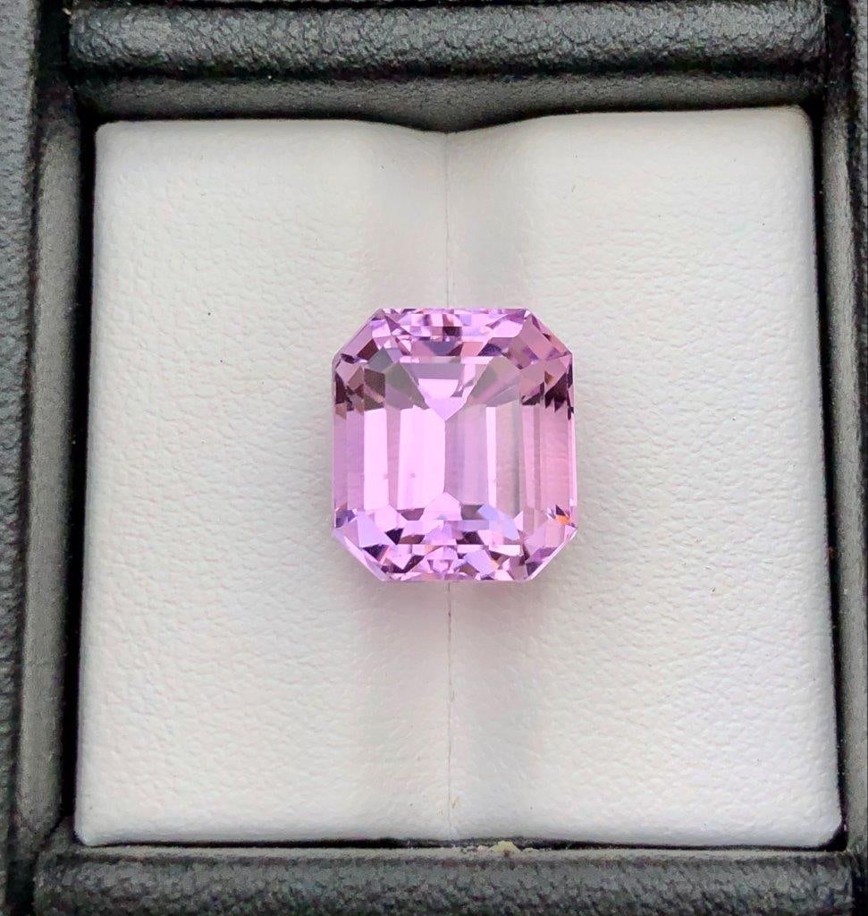 Pretty Emerald Cut Pink Kunzite - 10.95 Carats - 13X11X10 mm: Pretty Emerald Cut Pink Kunzite - 10.95 Carats - 13X11X10 mmShipping Rate: $15.00 .shipping rates are determined by Parcel weight and destination.Combined shipping: We offer combine shipping on multip