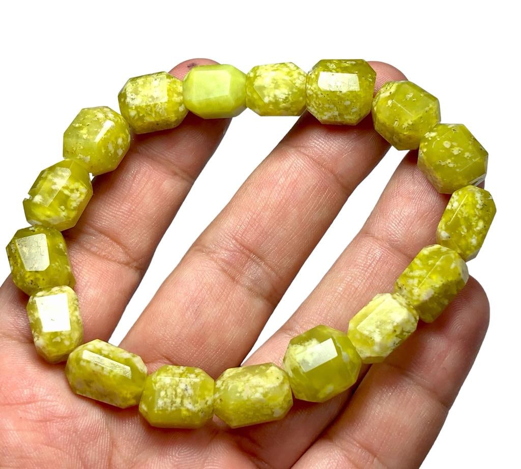 Sarpentine Gemstone Bracelet for women Men: Sarpentine Gemstone Bracelet for women MenShipping Rate: $45.00 .shipping rates are determined by Parcel weight and destination.Combined shipping: We offer combine shipping on multiple items purchased
