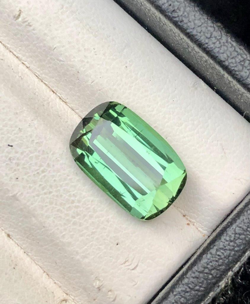 7.05 Carats Natural Green Tourmaline From Afghanistan - 14X9X7 mm (1 of 4)