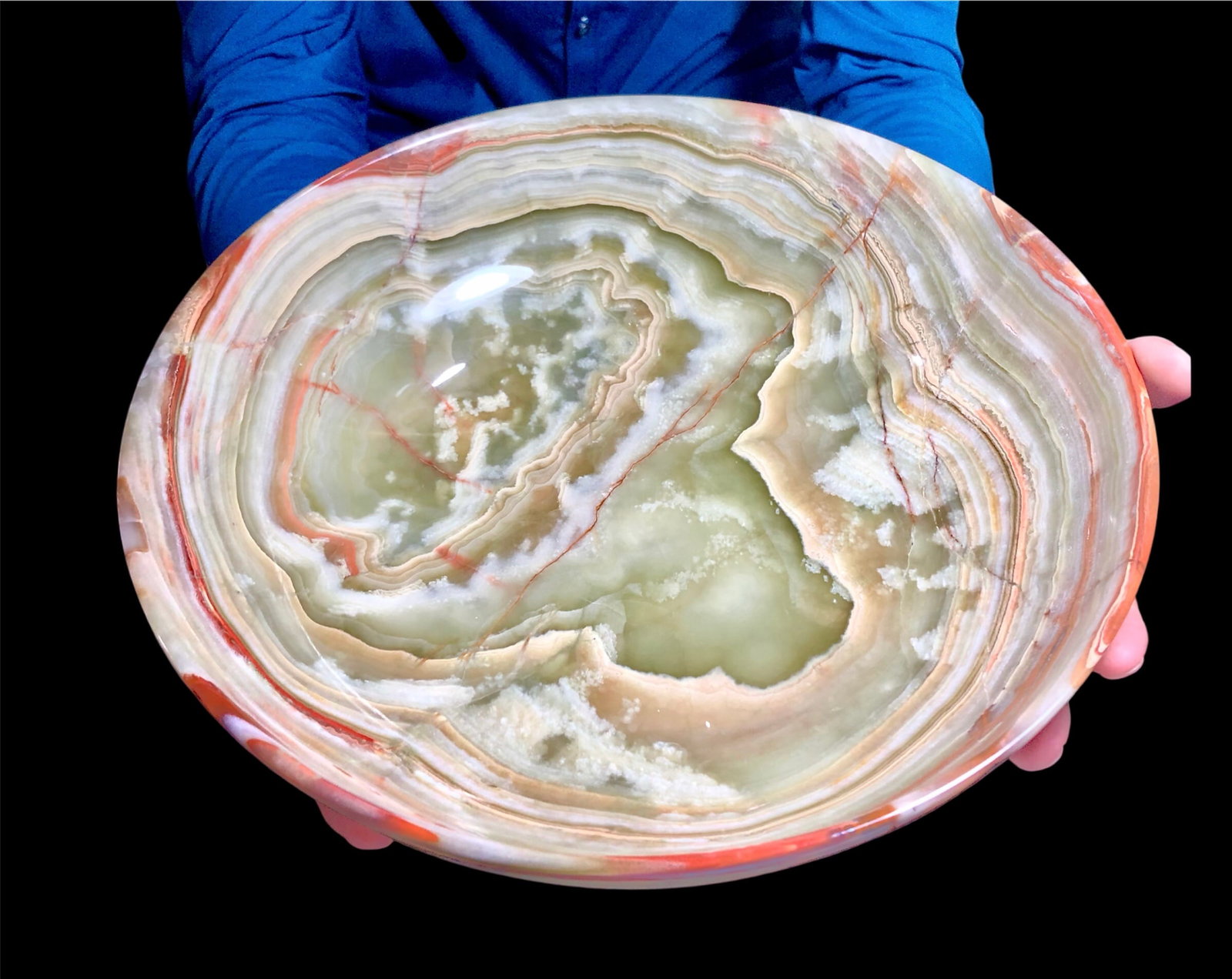 Huge Onyz Bowl - 3.5 KG - 30X30X10 mm: Huge Onyz Bowl - 3.5 KG - 30X30X10 mmShipping Rate: $99.00 .shipping rates are determined by Parcel weight and destination.Combined shipping: We offer combine shipping on multiple items purchased to r