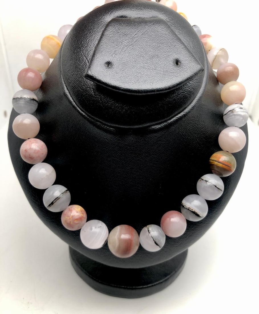 Handmade AGATE Bead Necklace Healing Crystal Gemstone: Handmade AGATE Bead Necklace Healing Crystal Gemstone Shipping: