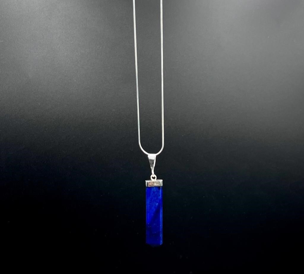 ROYAL BLUE LAPIS PENDANT: ROYAL BLUE LAPIS PENDANT Shipping: