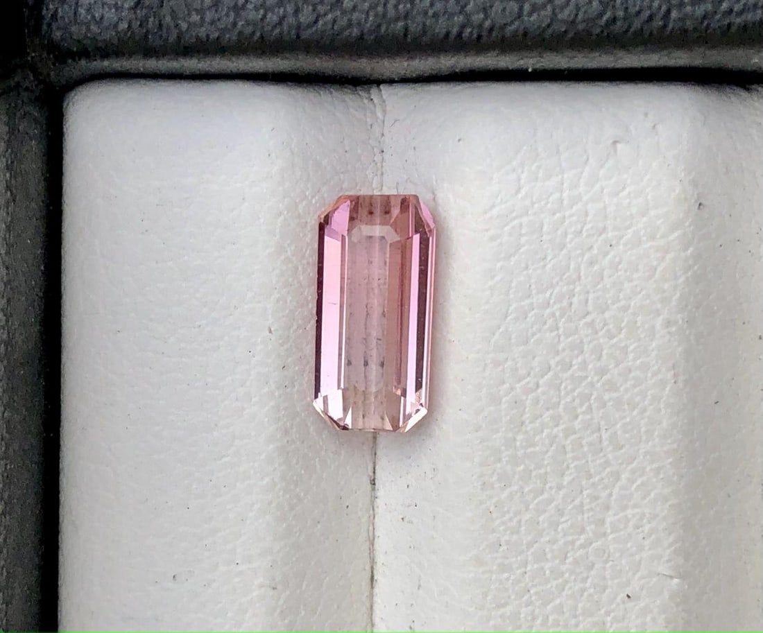 2.25 Carats Pink Tourmaline - 11X5X4 mm: 2.25 Carats Pink Tourmaline - 11X5X4 mmShipping Rate: $15.00 .shipping rates are determined by Parcel weight and destination.Combined shipping: We offer combine shipping on multiple items purchased to