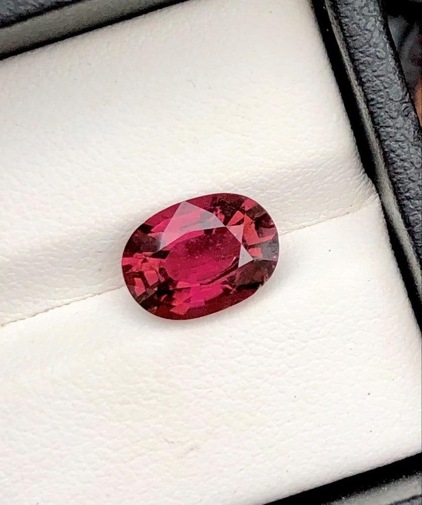 Top Quality Natural Tourmaline - 2.50 Carats - 10X7X5 mm: Top Quality Natural Tourmaline - 2.50 Carats - 10X7X5 mm Shipping Rate: FREE SHIPPINGshipping rates are FREE WORLDWIDECombined shipping: We offer combine shipping on multiple items purchased to reduce