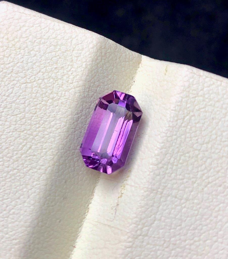 2.80 Cts Natural Amethyst Loose Stone 10x6x6 mm Premium Purple Crystal AAA Faceted Amethyst Gemstone: Gemstone: 100% Natural AmethystCarat Weight: 2.80 CtsDimensions: 10 x 6 x 6 mmColor: Rich Vibrant PurpleCut: Premium Faceted emeraldClarity/Quality: Eye-clean, AAA QualityTreatment: None SHIPPING: 23$