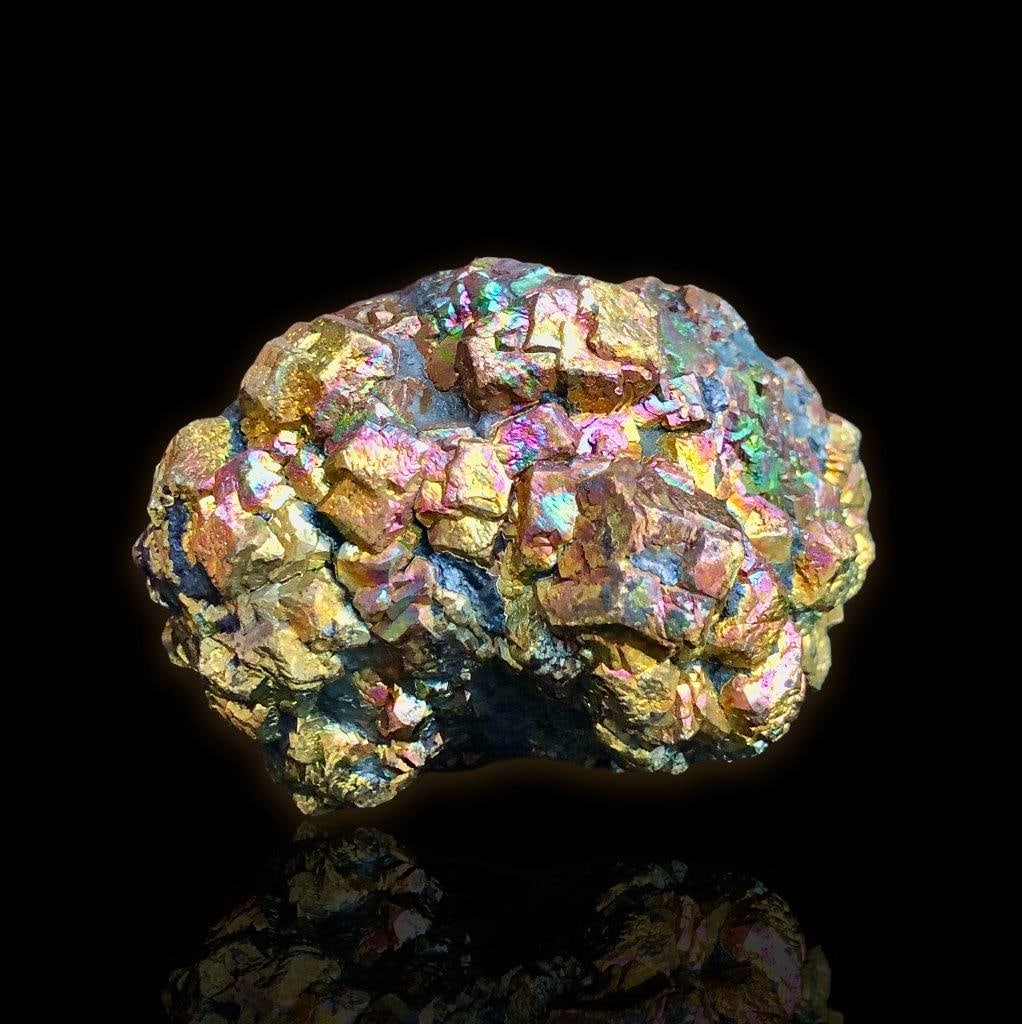 194 Grams Top Quality Pyrite cluster With Rainbow Inclusion - 55X40X38 mm (1 of 4)