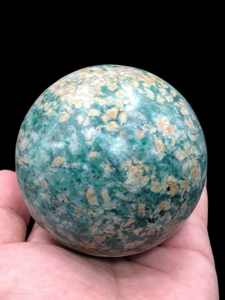 650 Grams Aventurine Sphere: 650 Grams Aventurine SphereShipping Rate: FREE SHIPPING .shipping rates are determined by Parcel weight and destination.Combined shipping: We offer combine shipping on multiple items purchased to redu