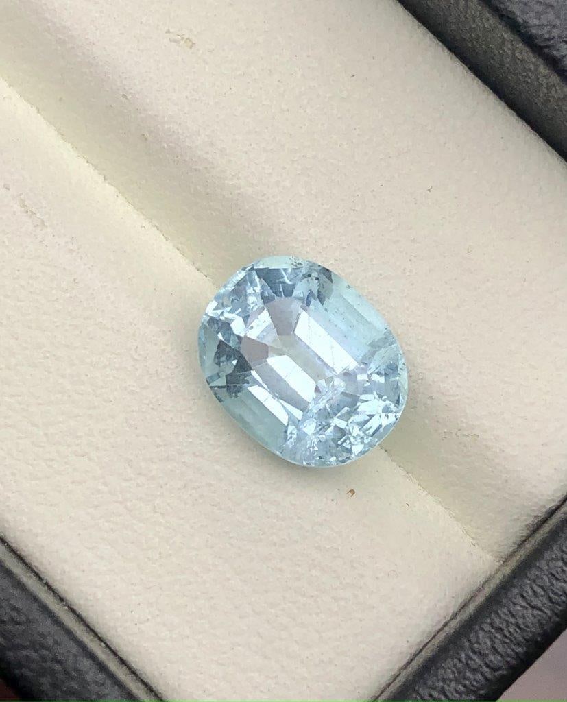 3.80 Carats Natural Santa Maria Aquamarine - 11X9X8 mm: 3.80 Carats Natural Santa Maria Aquamarine - 11X9X8 mm FREE SHIPPING: 23$