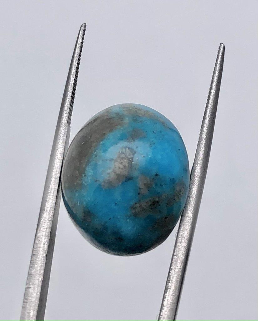15.20 Carats Natural Turquoise CAB - 17X15X10 mm: 15.20 Carats Natural Turquoise CAB - 17X15X10 mm SHIPPING: 23$