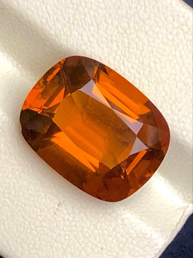 15.30 Ct Honey Citrine Gemstone, Golden Quartz, Custom Jewelry 18X13X11 mm: 15.30 Ct Honey Citrine Gemstone, Golden Quartz, Custom Jewelry 18X13X11 mm SHIPPING: 23$