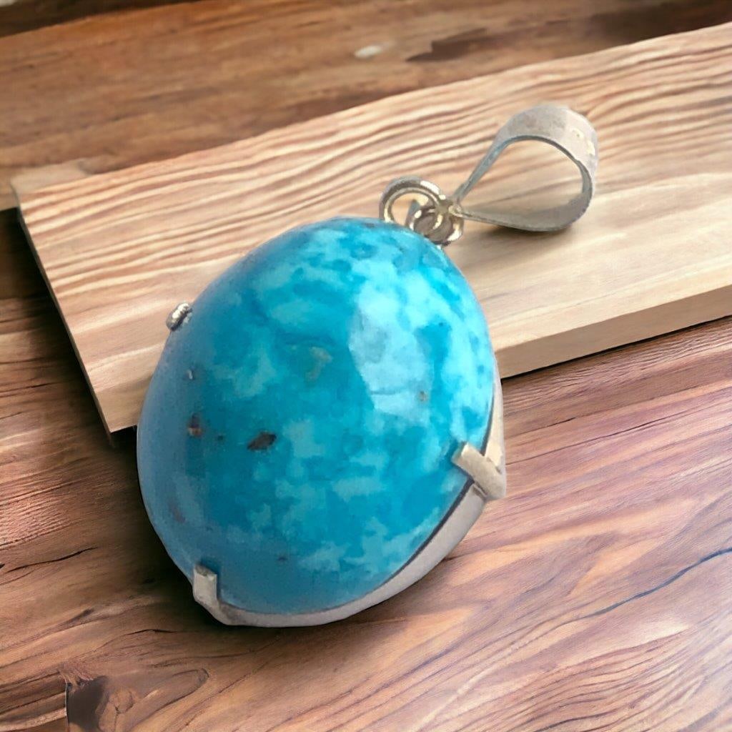 Natural Turquoise Pendant Necklace: Natural Turquoise Pendant Necklace Shipping: