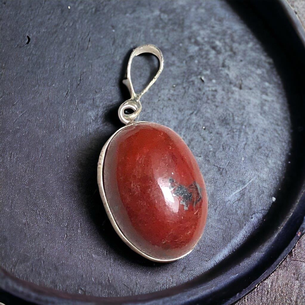 JASPER PENDANT: JASPER PENDANT Shipping: