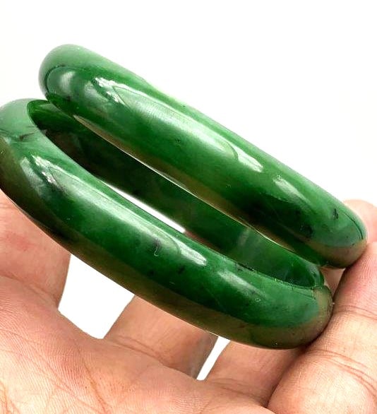 AAA Quality Deep Green Nephrite Jade Bangle (1 of 5)