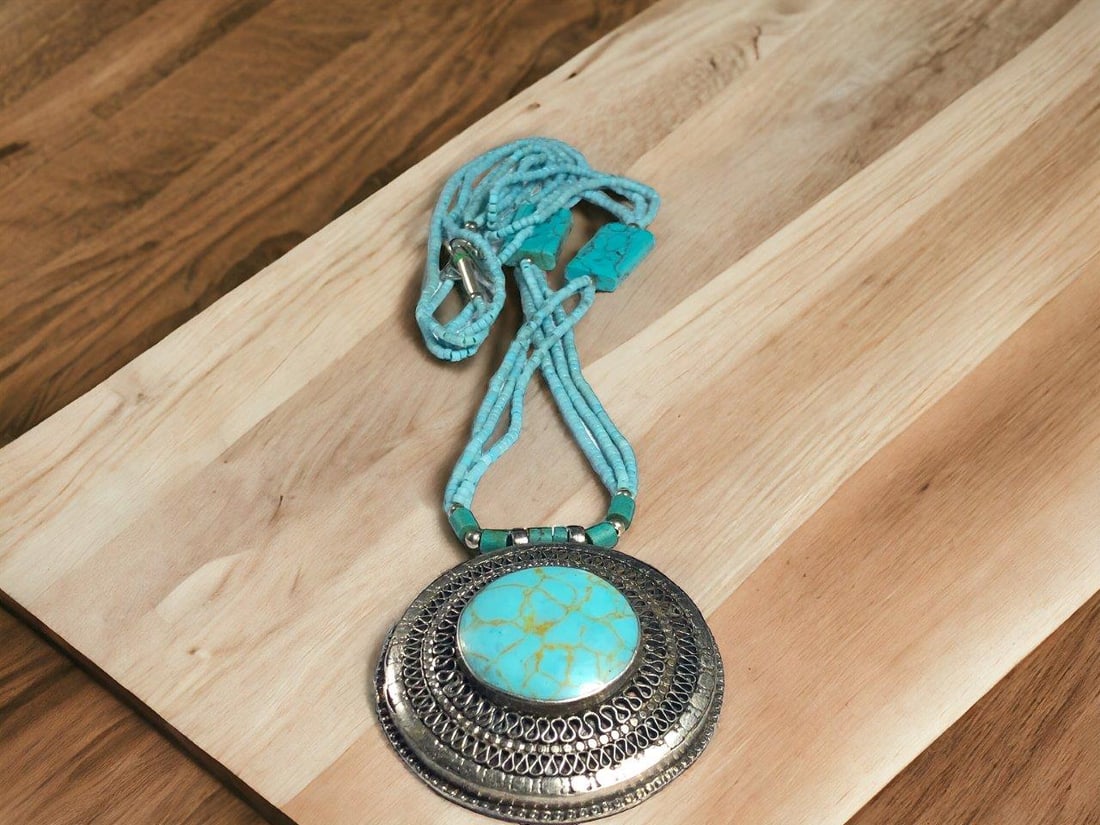 Torquoise Old Fashion Jewelry - Handmade Necklace (1 of 2)
