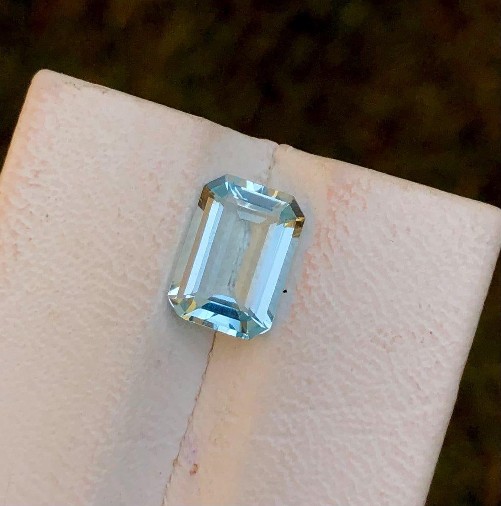 Santa Maria Aquamarine Gemstone - 2.90 Carats: Santa Maria Aquamarine Gemstone - 2.90 Carats - 12X7X5 mmShipping Rate: $15.00 .shipping rates are determined by Parcel weight and destination.Combined shipping: We offer combine shipping on multiple 