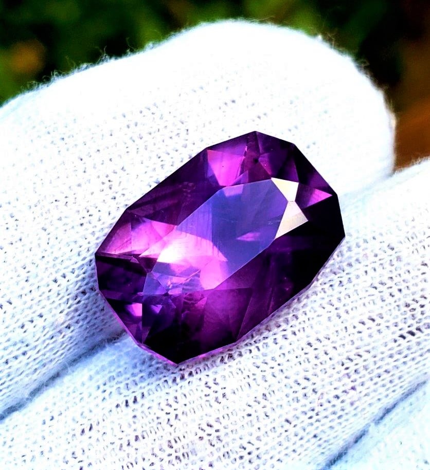Amethyst Fancy Rose Cut - 17.5 Carats: Amethyst Fancy Rose Cut - 17.5 Carats - 21X15X11 mmShipping Rate: $15.00 .shipping rates are determined by Parcel weight and destination.Combined shipping: We offer combine shipping on multiple items 