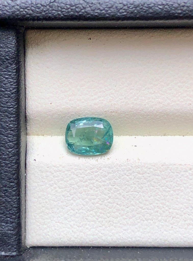 1.05 Carats Natural Tourmaline Gemstone ? 8x6x4 mm Loose Stone: Elegant 1.05 carats natural Tourmaline gemstone featuring attractive color, fine clarity, and natural brilliance. Measuring 8x6x4 mm, this beautifully cut loose gemstone is ideal for custom jewelry de