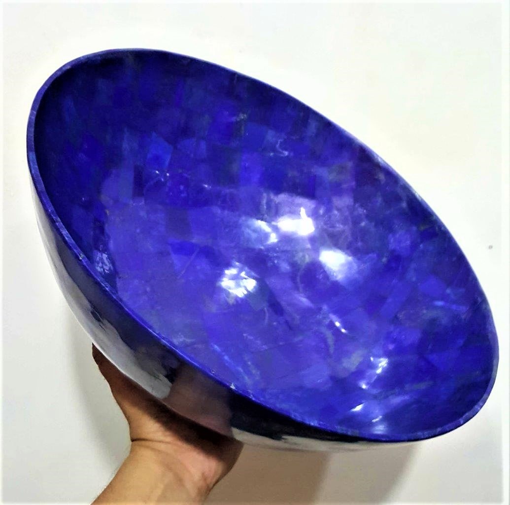 Big Size Lapis Lazuli Bowl - 1.78 KG: Big Size Lapis Lazuli Bowl - 1.78 KG - Diameter 26 CMShipping Rate: $95.00 .shipping rates are determined by Parcel weight and destination.Combined shipping: We offer combine shipping on multiple item
