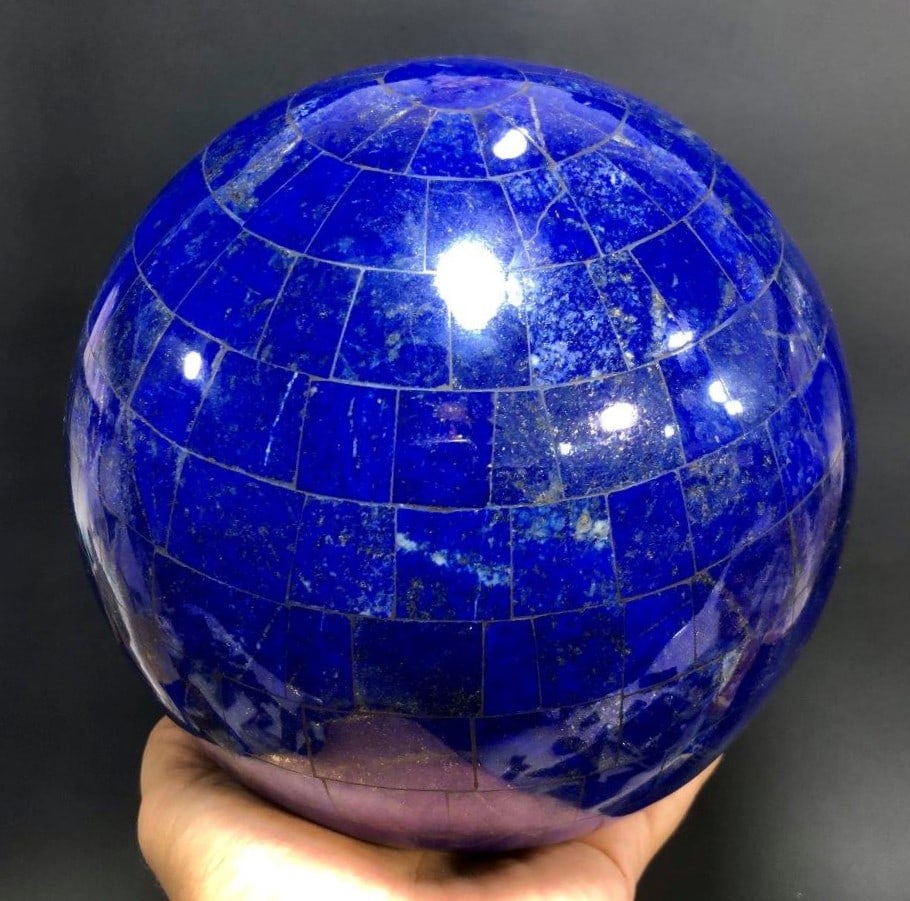AAA Quality Lapis Sphere - Diameter 220 mm: AAA Quality Lapis Sphere - Diameter 220 mmShipping Rate: $120.00 .shipping rates are determined by Parcel weight and destination.Combined shipping: We offer combine shipping on multiple items purchase