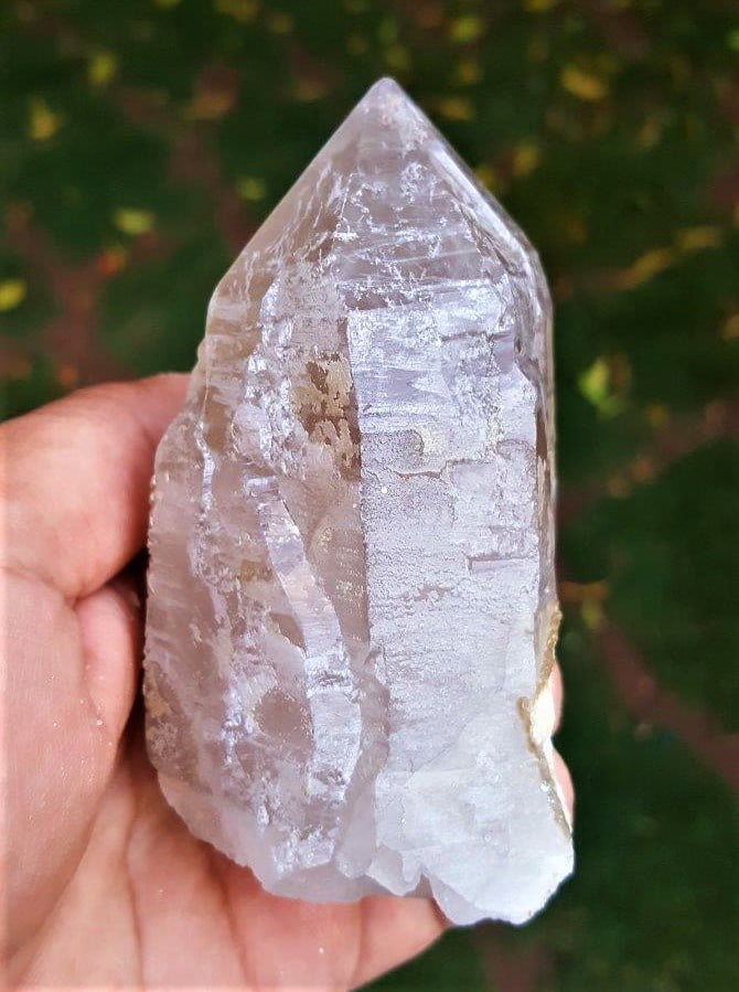 Milky Quartz Crystal - 327 Grams: Milky Quartz Crystal - 327 Grams - 95X61X52 mmShipping Rate: $36.00 .shipping rates are determined by Parcel weight and destination.Combined shipping: We offer combine shipping on multiple items purch