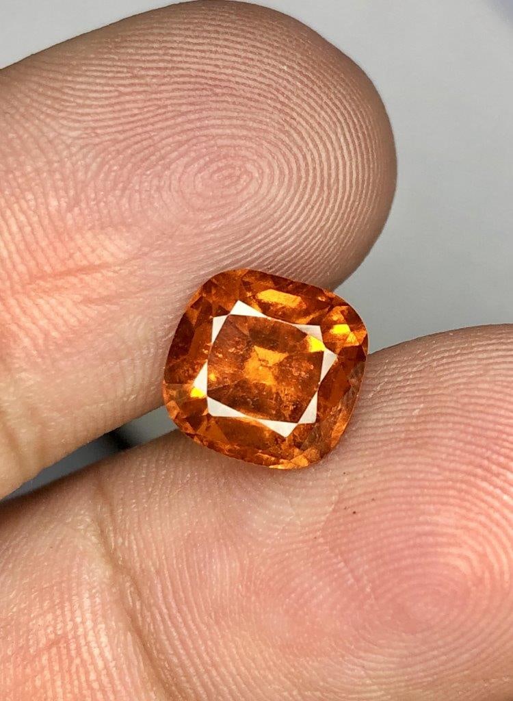 3.10 Carats Honey Color Natural Hessonite Garnet Gemstone - 9X9X5 mm: 3.10 Carats Honey Color Natural Hessonite Garnet Gemstone - 9X9X5 mm Shipping: