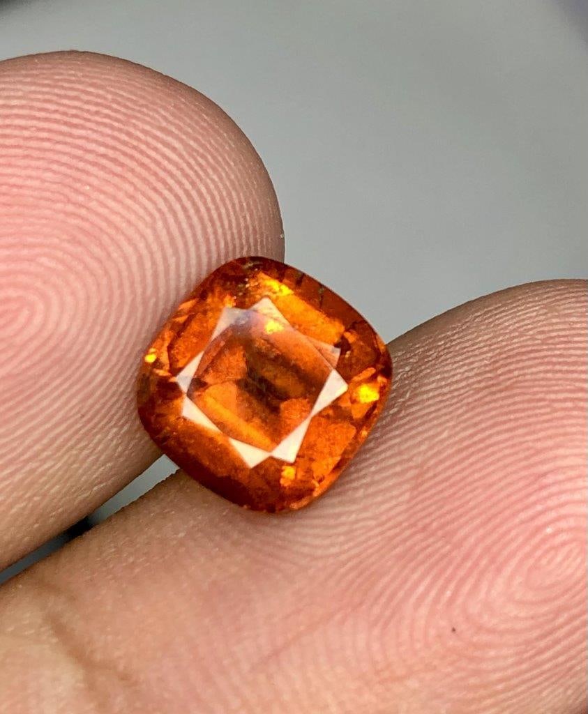 4.35 Carats Natural Hessonite Garnet Gemstone - 10X9X5 mm: 4.35 Carats Natural Hessonite Garnet Gemstone - 10X9X5 mm Shipping: