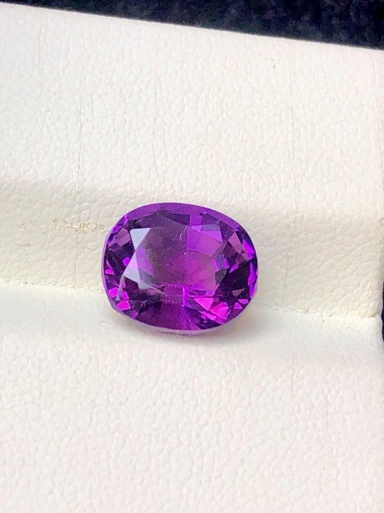 4.85 Cts Deep Purple Natural Amethyst loose gemstone - 11X9X8 mm: 4.85 Cts Deep Purple Natural Amethyst loose gemstone - 11X9X8 mm Shipping: