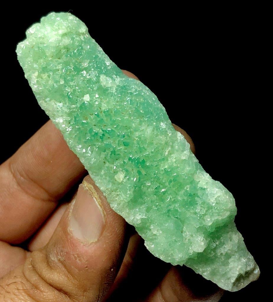 67.8 Grams Aragonite Crystal Afg - 80X25X20 mm: 67.8 Grams Aragonite Crystal Afg - 80X25X20 mmShipping Rate: 23$shipping rates are determined by Parcel weight and destination.Combined shipping: We offer combine shipping on multiple items purchased 